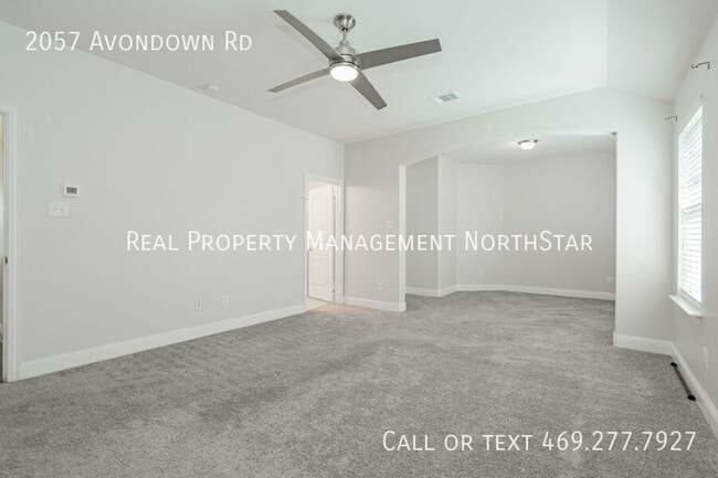 Building Photo - 2057 Avondown Rd