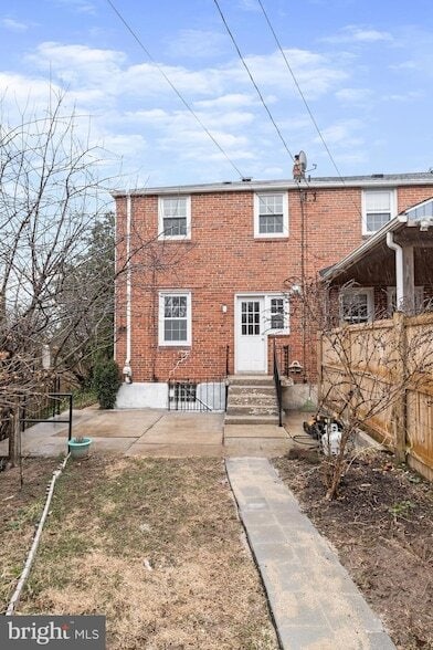 Building Photo - 8336 Wyton Rd