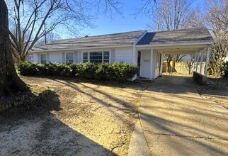 Building Photo - 1019 Buckner Rd