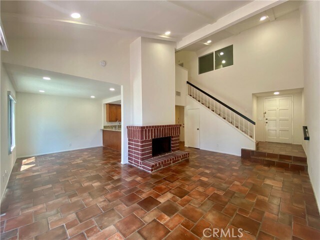 Building Photo - 809 Creekside Dr