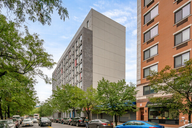 Building Photo - The Garnet