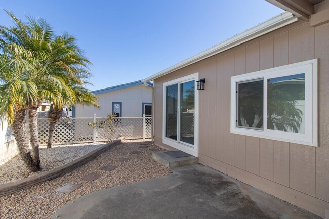 Building Photo - Brand new remodeled home located in Great ...