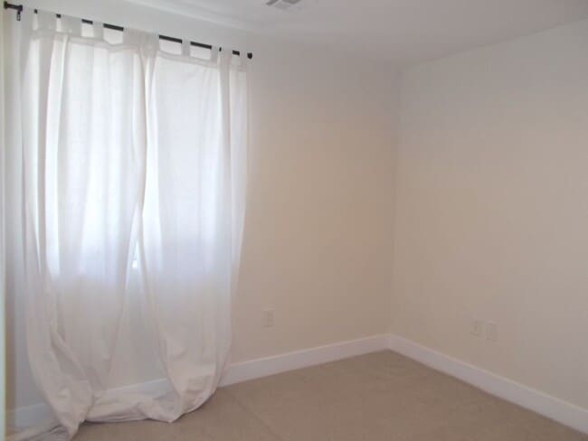 Building Photo - 519 Crimson View Pl