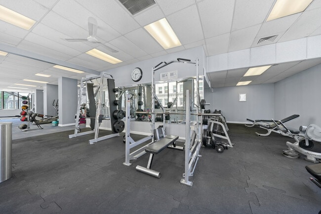 Building Photo - 405 N Wabash Ave