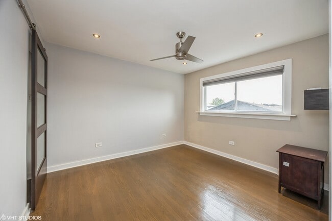 Building Photo - 5236 W 54th St