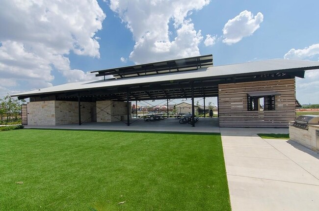 Building Photo - 409 Otto Ave