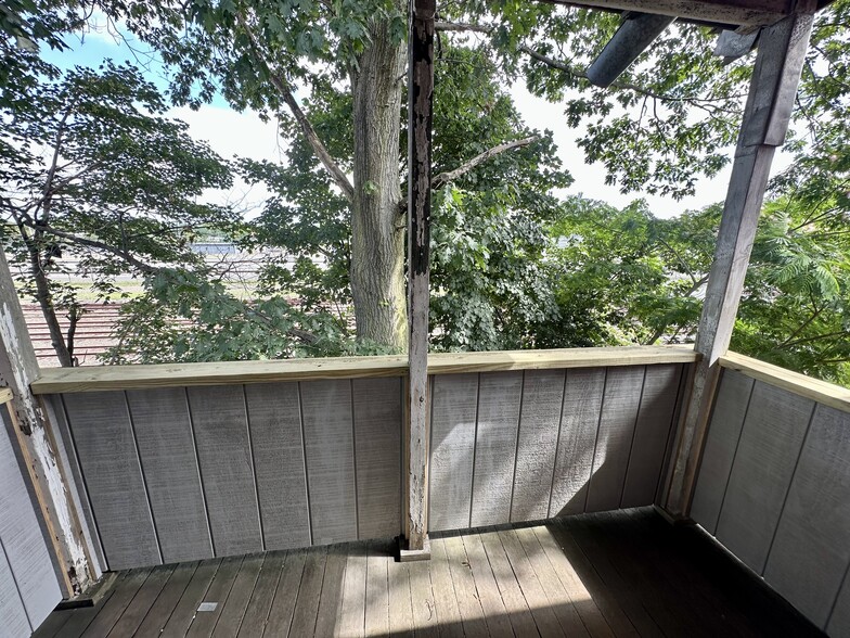 Building Photo - 18 Sawyer Ter