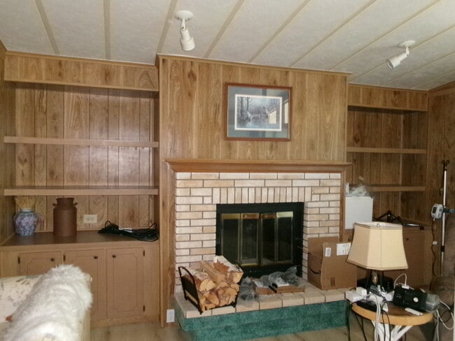 Building Photo - 22 Honey Bear Path