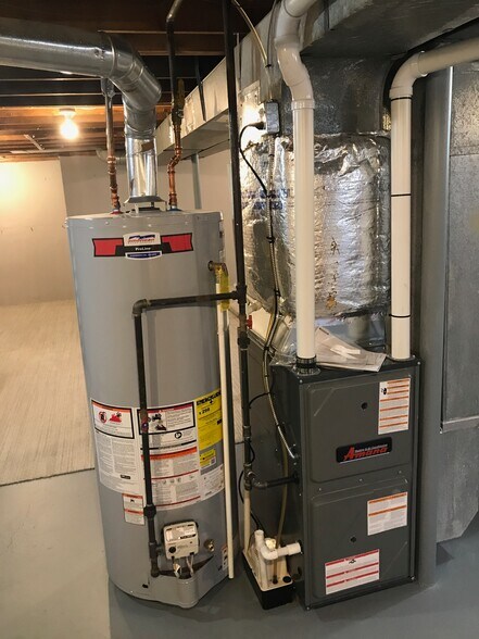 Building Photo - 87 Marine Dr