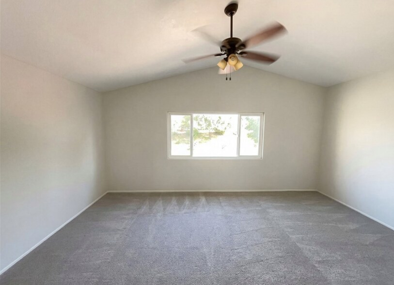 Building Photo - 9036 Limecrest Dr