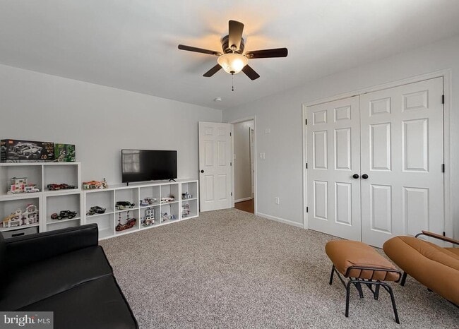 Building Photo - 23185 Pembrook Dr