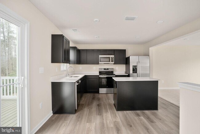 Building Photo - 7263 Congressional Cir