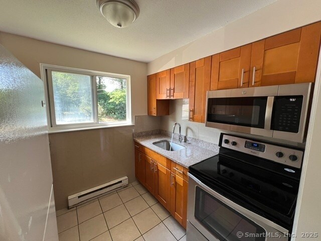 Building Photo - 99 Woodland Dr