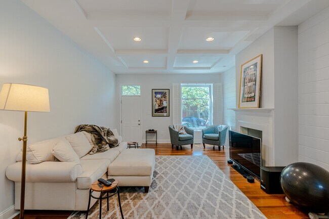 Building Photo - 223 S Collington Ave