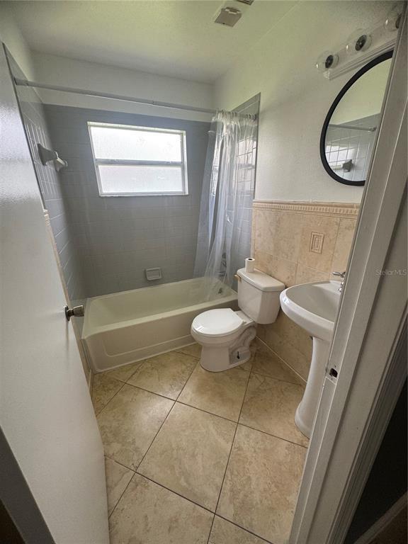 Building Photo - 11128 Sylvan Pond Cir