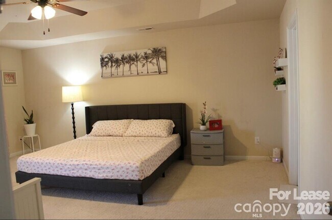 Building Photo - 6125 Kilchurn Dr