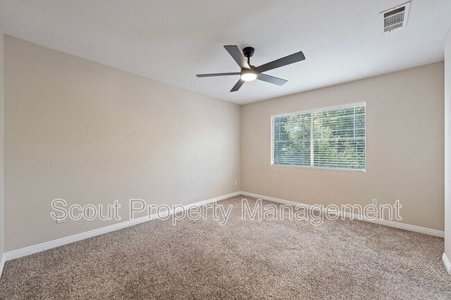 Building Photo - 43093 Teramo St