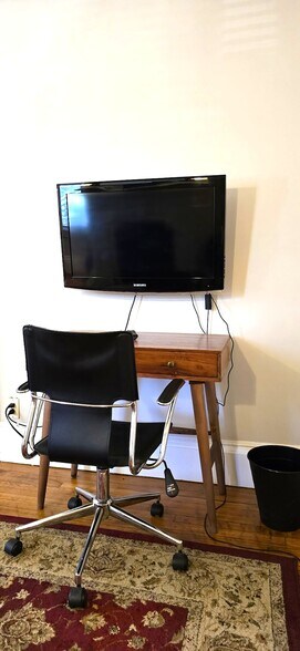 Building Photo - 54 Dudley St