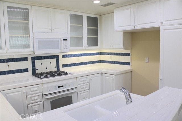 Building Photo - 29 Gingerwood