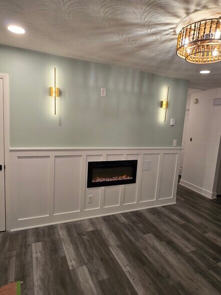 Building Photo - 118 Forrest Ave