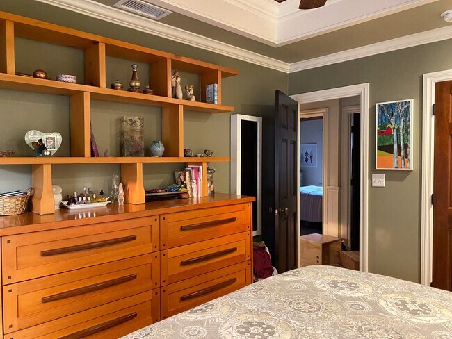 Building Photo - Coming Soon... Beautifully Updated Home in Central Location