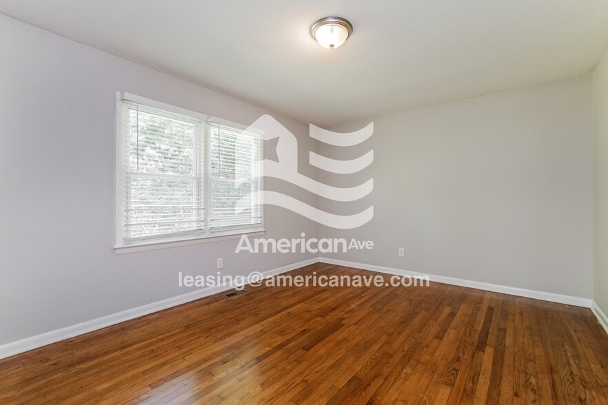 Building Photo - 7526 Decatur Dr