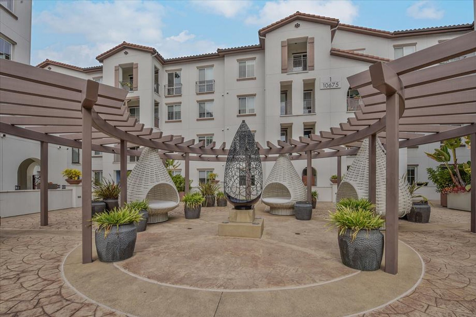 Building Photo - 10635 Calle Mar De Mariposa