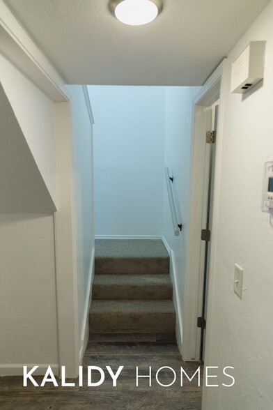 Building Photo - 3804 Summer Cloud Dr