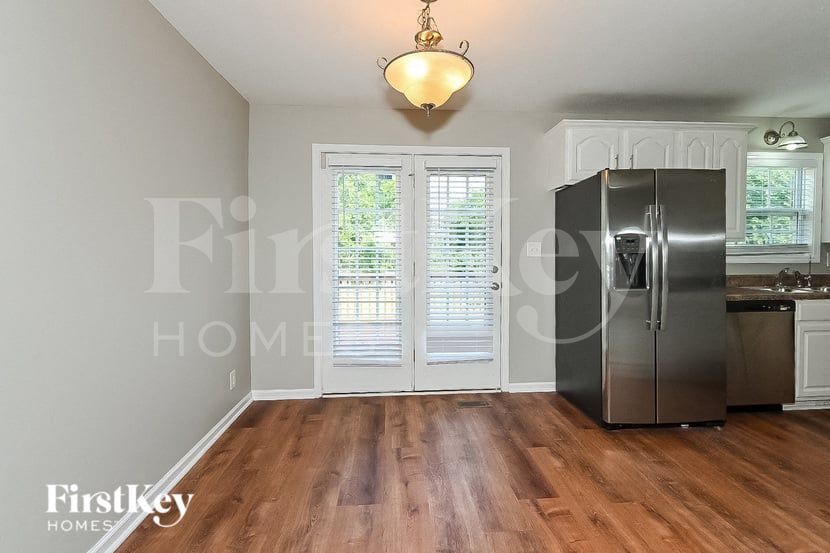 Building Photo - 3916 Justene Ct