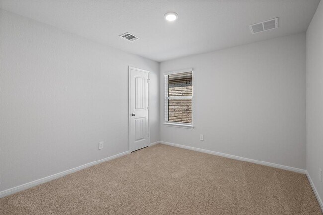 Building Photo - 336 Callado Cir