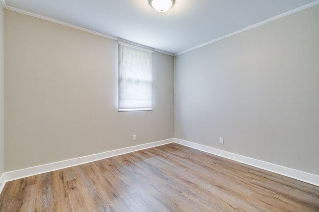 Building Photo - Lovely renovated 2 Bedroom in Broussard