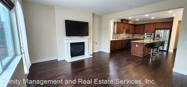 Building Photo - 4 br, 3.5 bath House - 235 Sorrento Lane