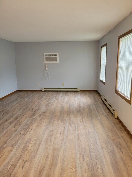 Building Photo - 1273 Kloap Rd