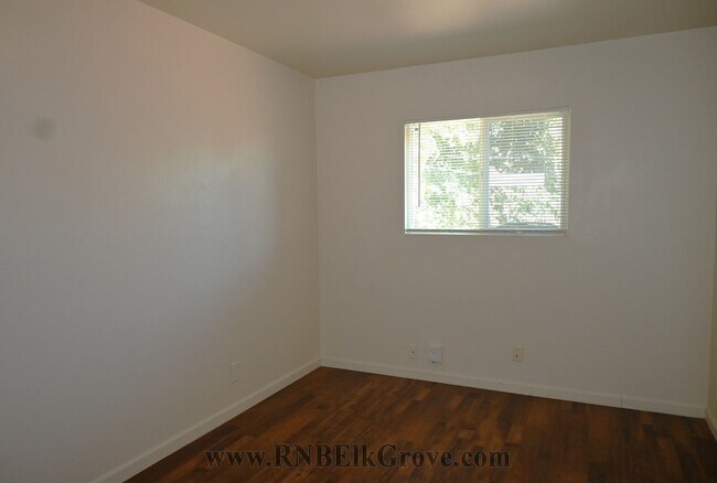 Building Photo - 6903 Fruitridge Rd