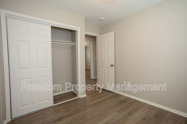 Building Photo - 10116 Wimbledon Ct