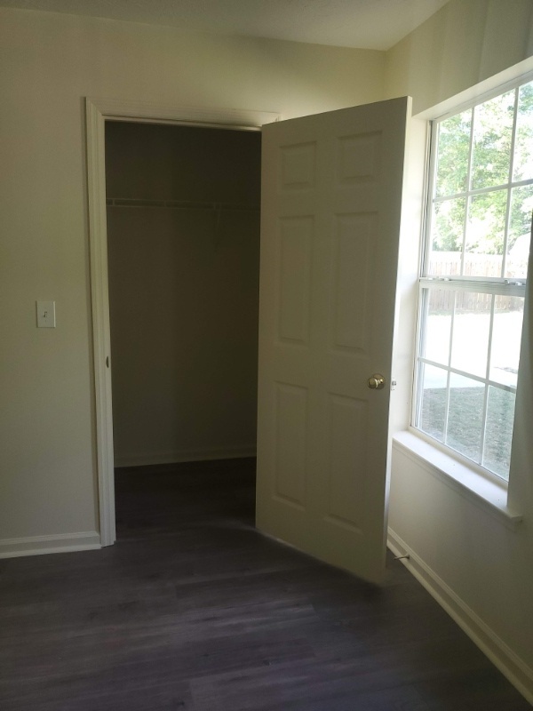 Building Photo - 304 Grandiflora Cir