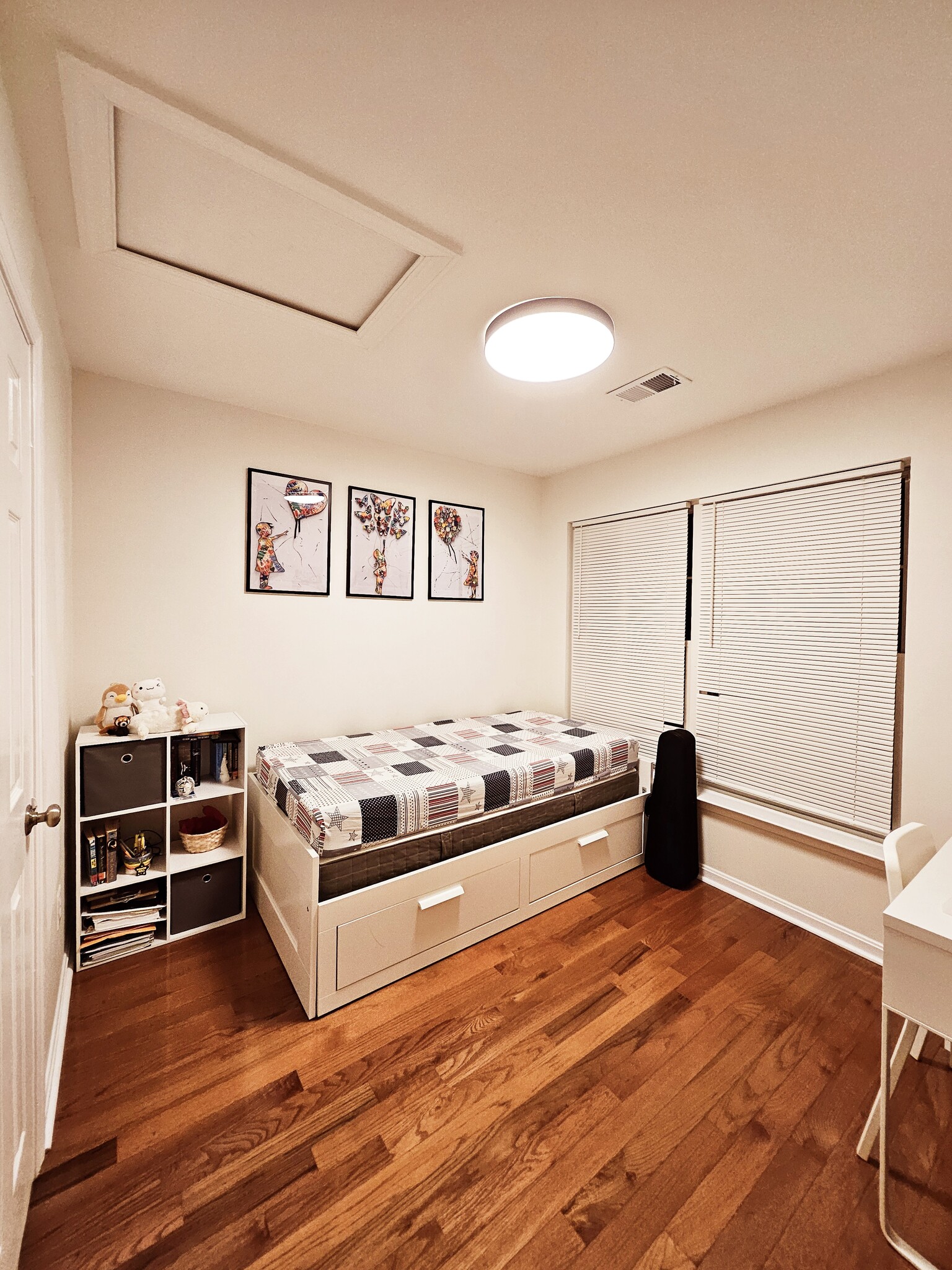 3rd bedroom. Furnitures not included - 12024 Country Mill Dr