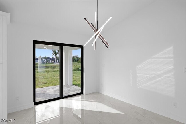 Building Photo - 927 NE 32nd Terrace