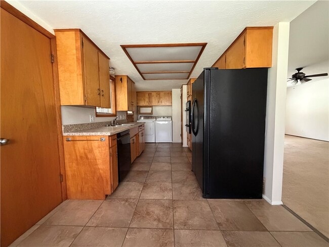 Building Photo - 9108 Bluff Dr