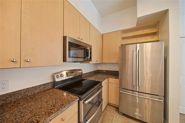 Building Photo - 3225 Turtle Creek Blvd Blvd