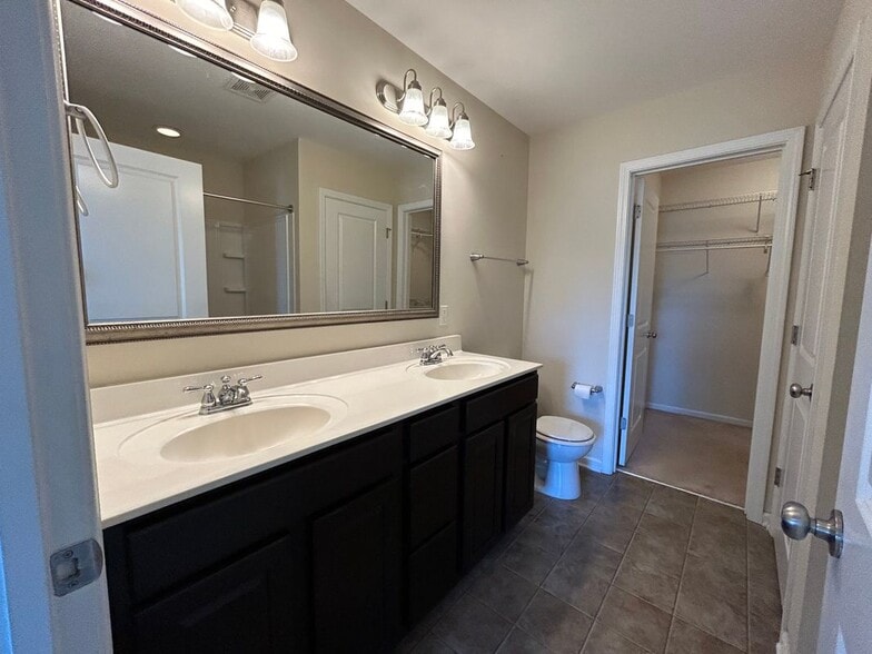 Building Photo - 224 Jackstay Ct