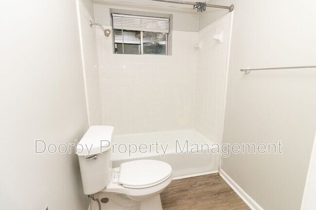 Building Photo - 3003 Addison Rd