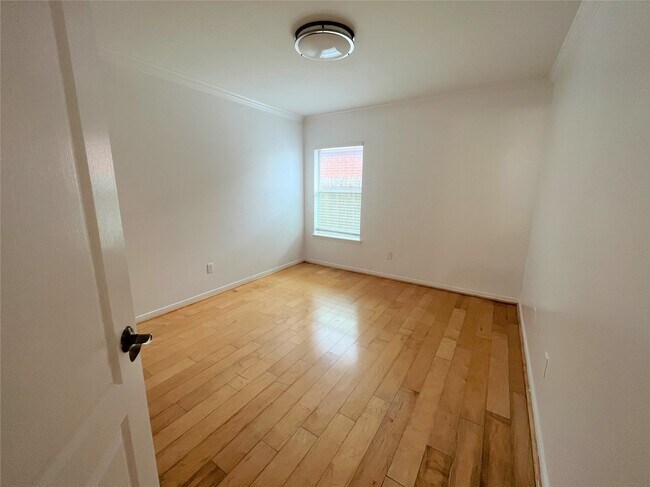 Building Photo - 3010 Calvert Crossing Ct