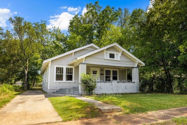 Building Photo - 1705 Steiner Ave SW