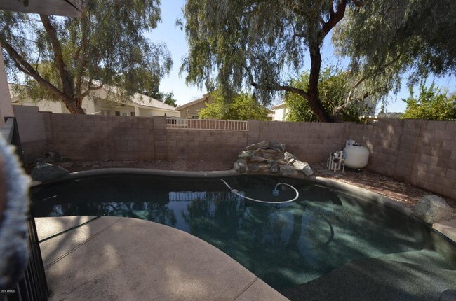 Building Photo - 630 N Diane Ct