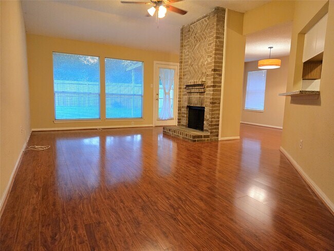 Building Photo - 3106 Timber View Ct