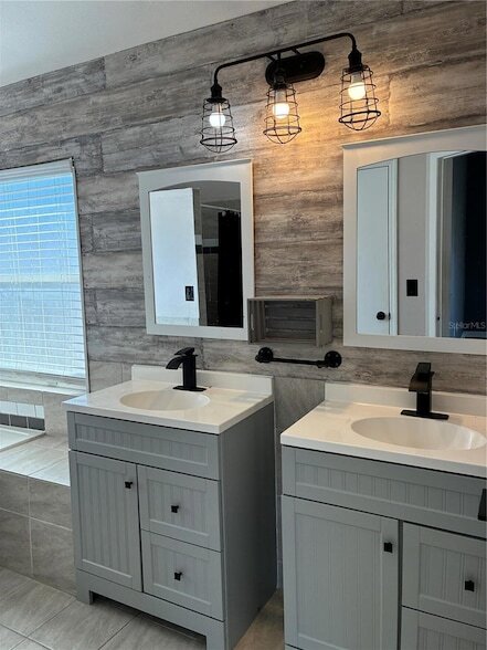 Building Photo - 5841 Dorham Pl