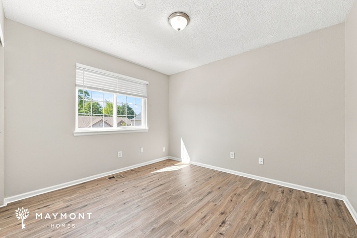 Building Photo - 9810 Rosewalk Dr
