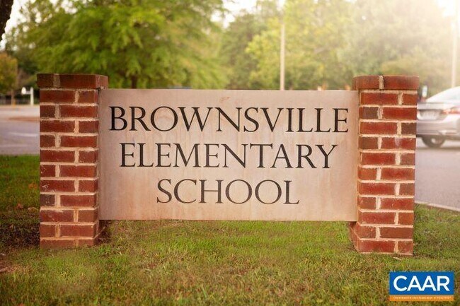 Building Photo - 6053 McComb St