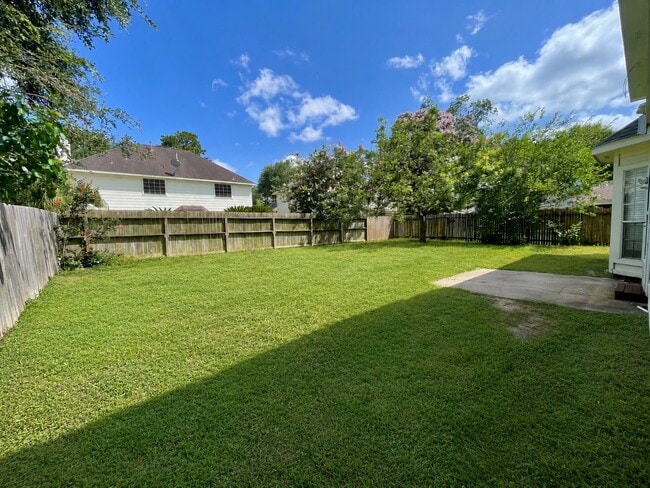 Building Photo - 24231 Pepperrell Pl St
